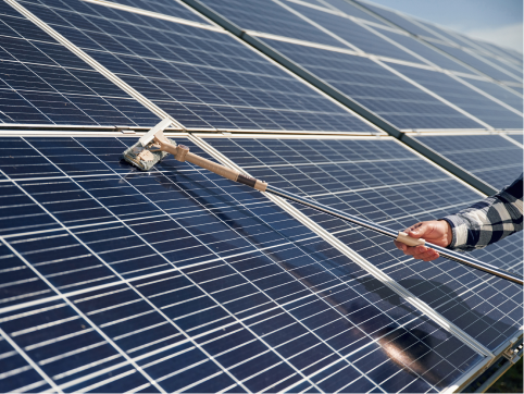 solar_panel_cleaning